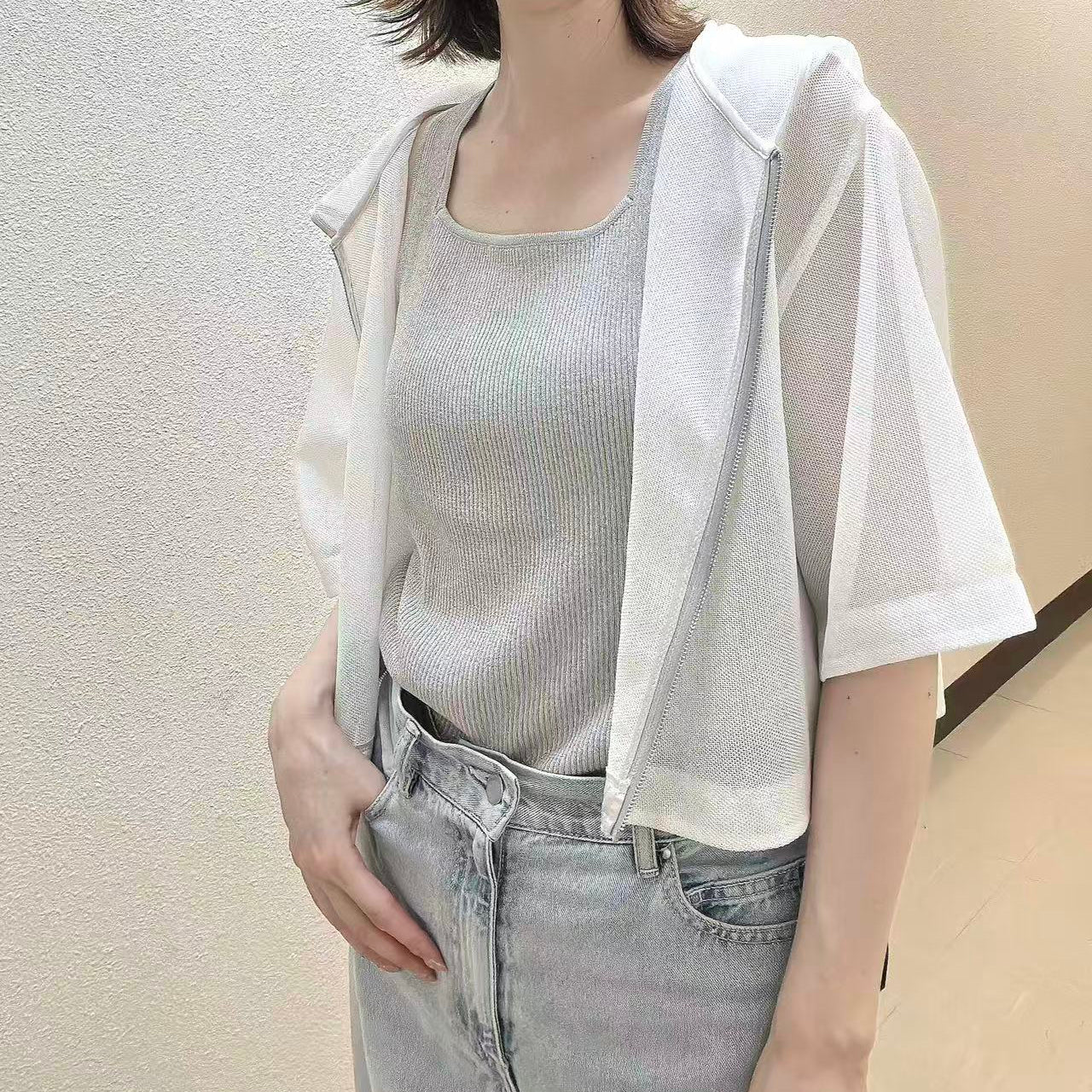 メッシュパーカー