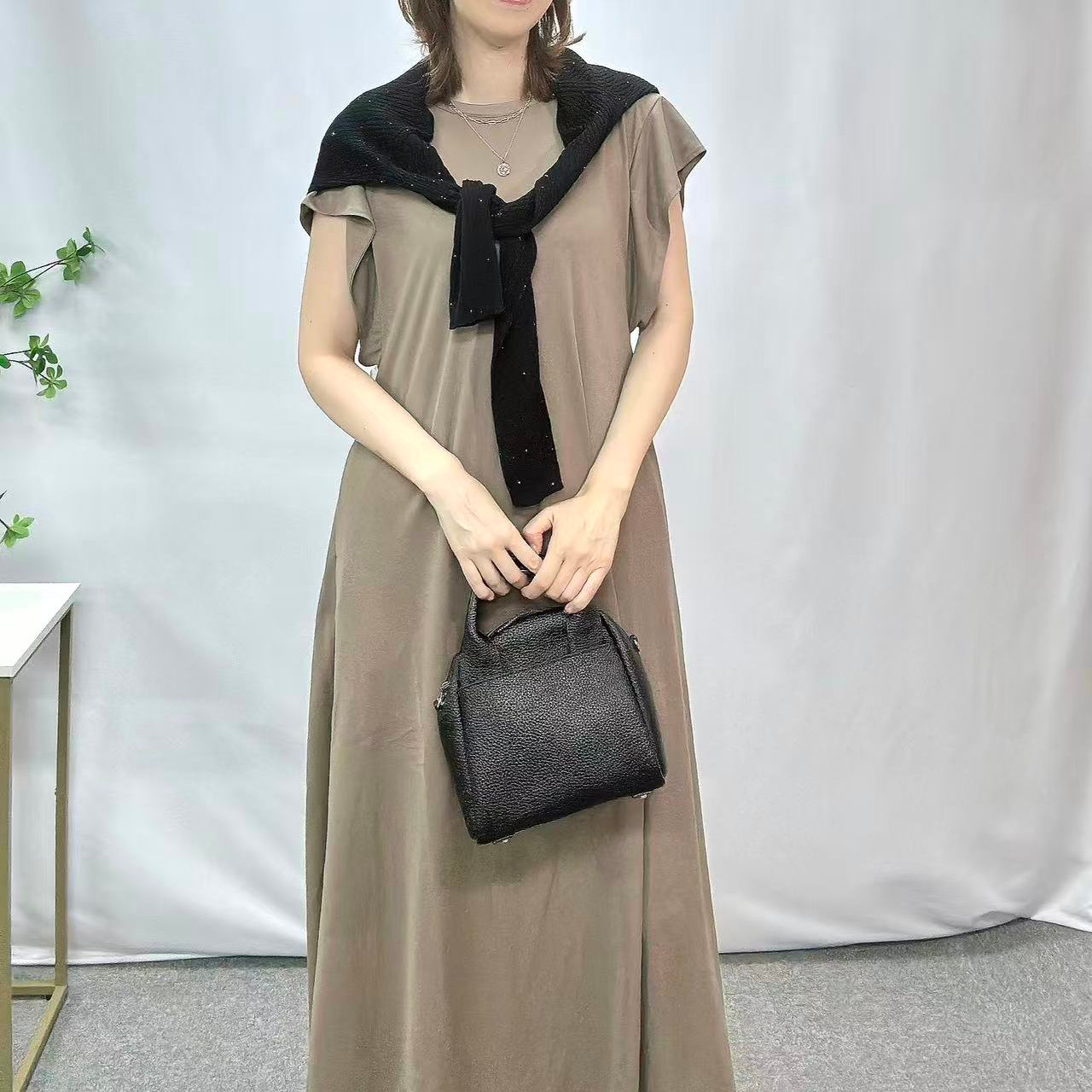 接触冷感 脇見え防止ワンピース