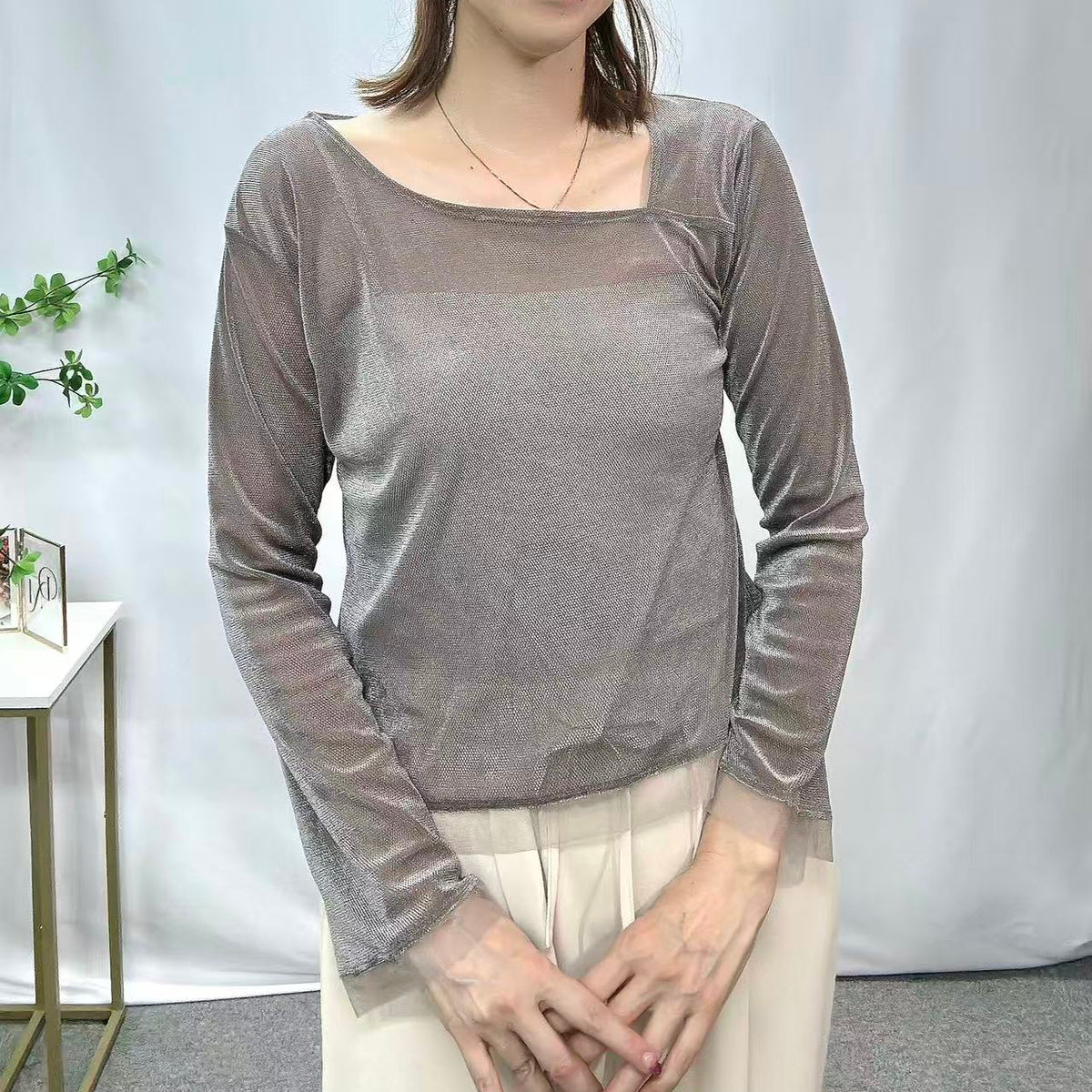 チュールベロアプルオーバー