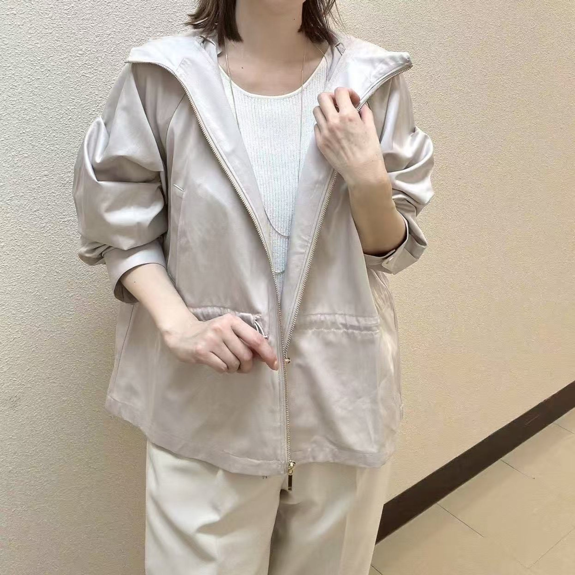 ウエストドロストマウンテンパーカー