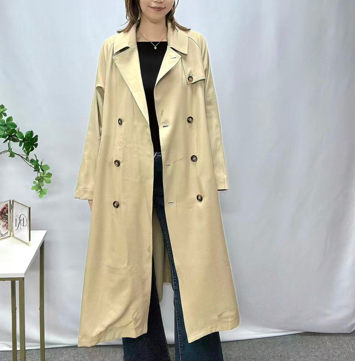 バックフリルロングコート