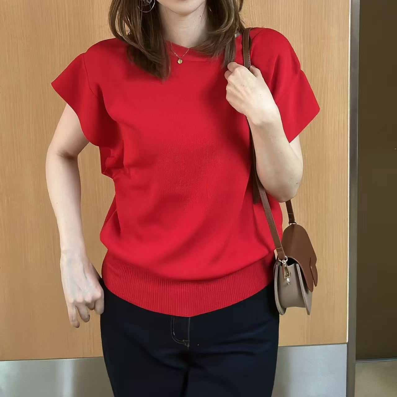 脇見え防止ニット