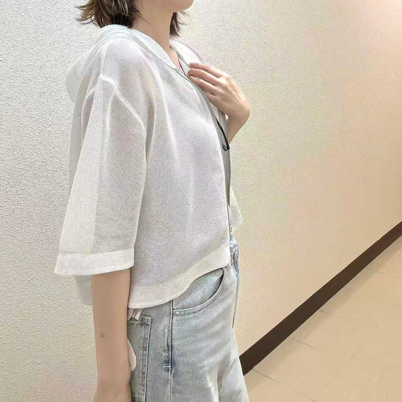 メッシュパーカー
