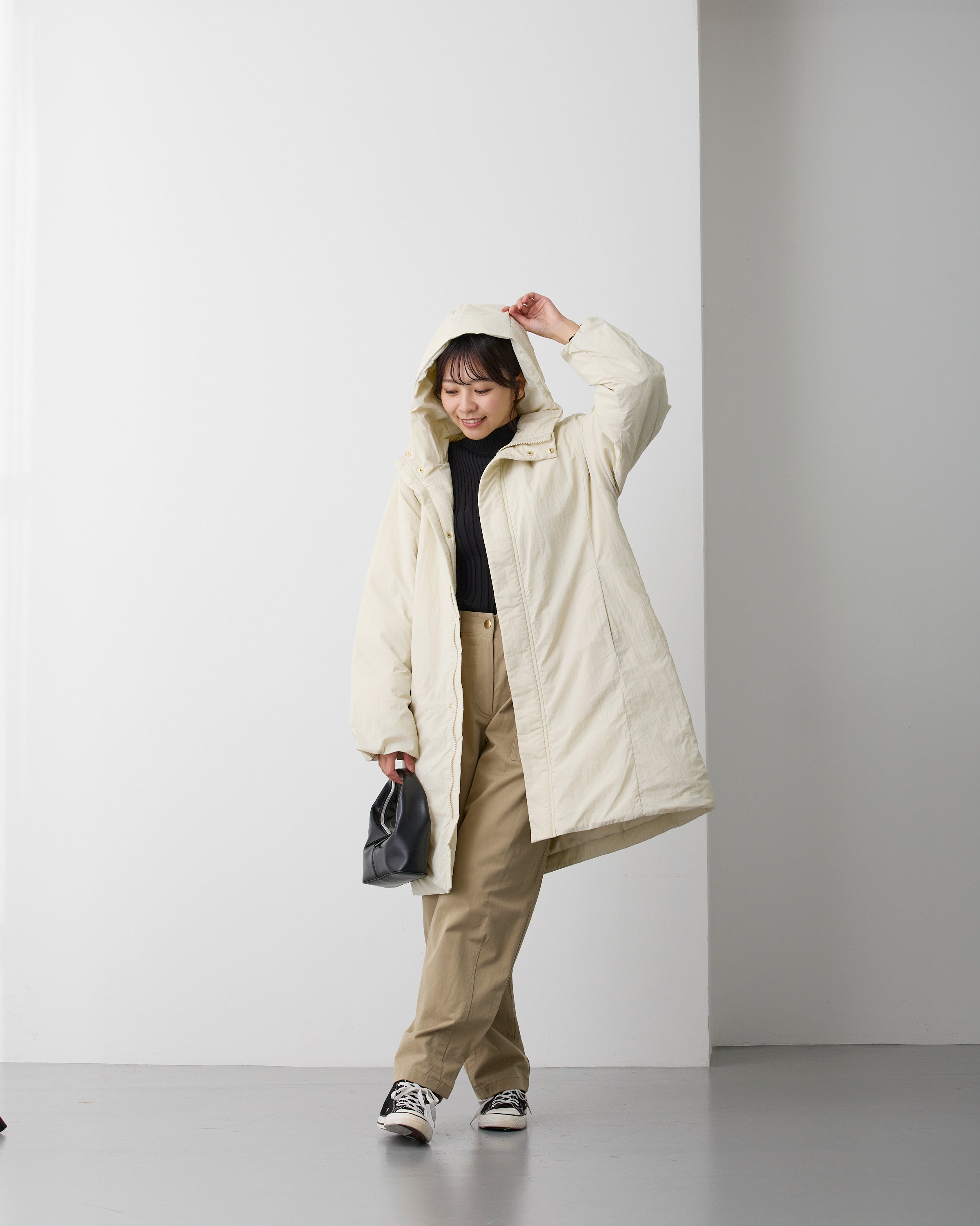 フード付きダウンコート アイボリー