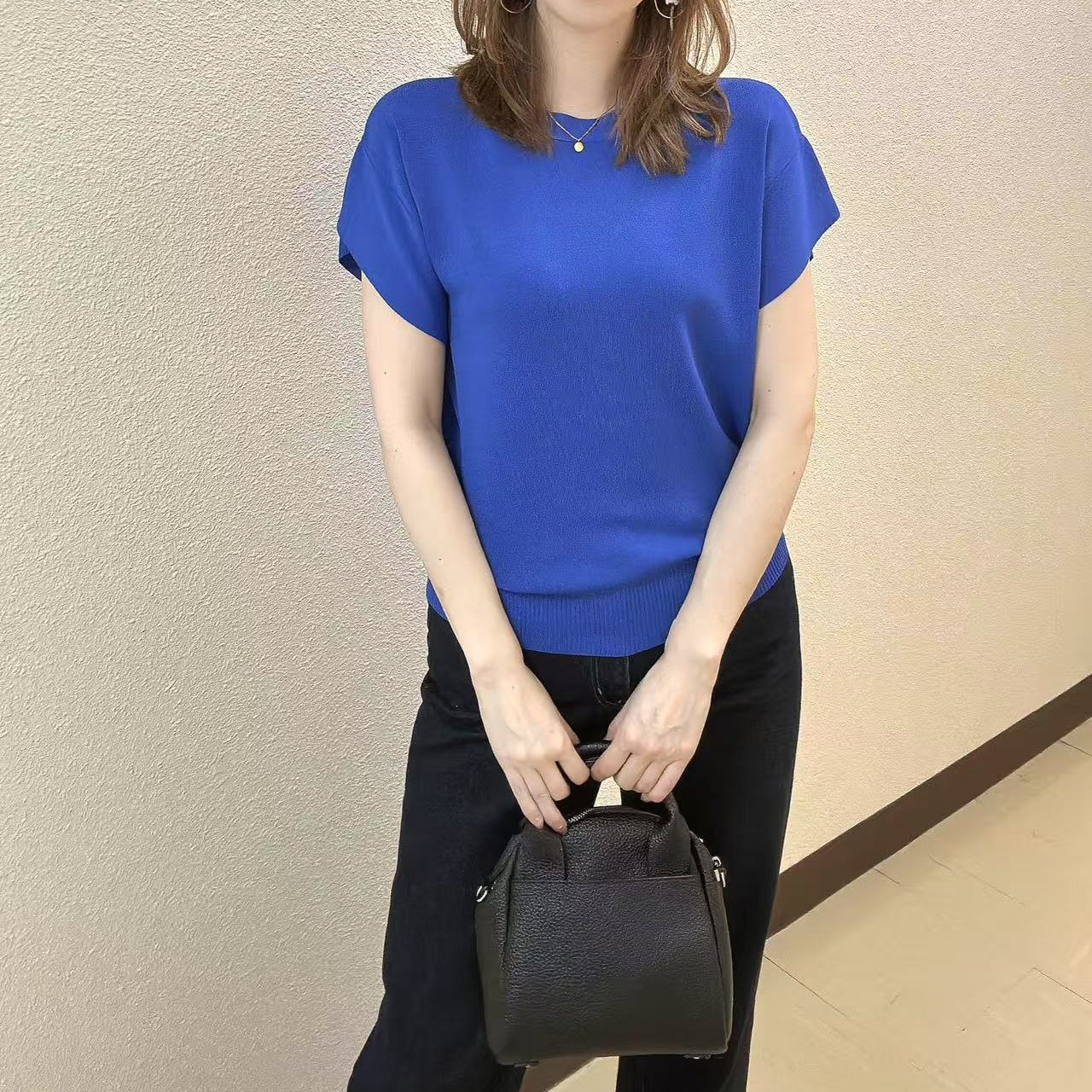 脇見え防止ニット