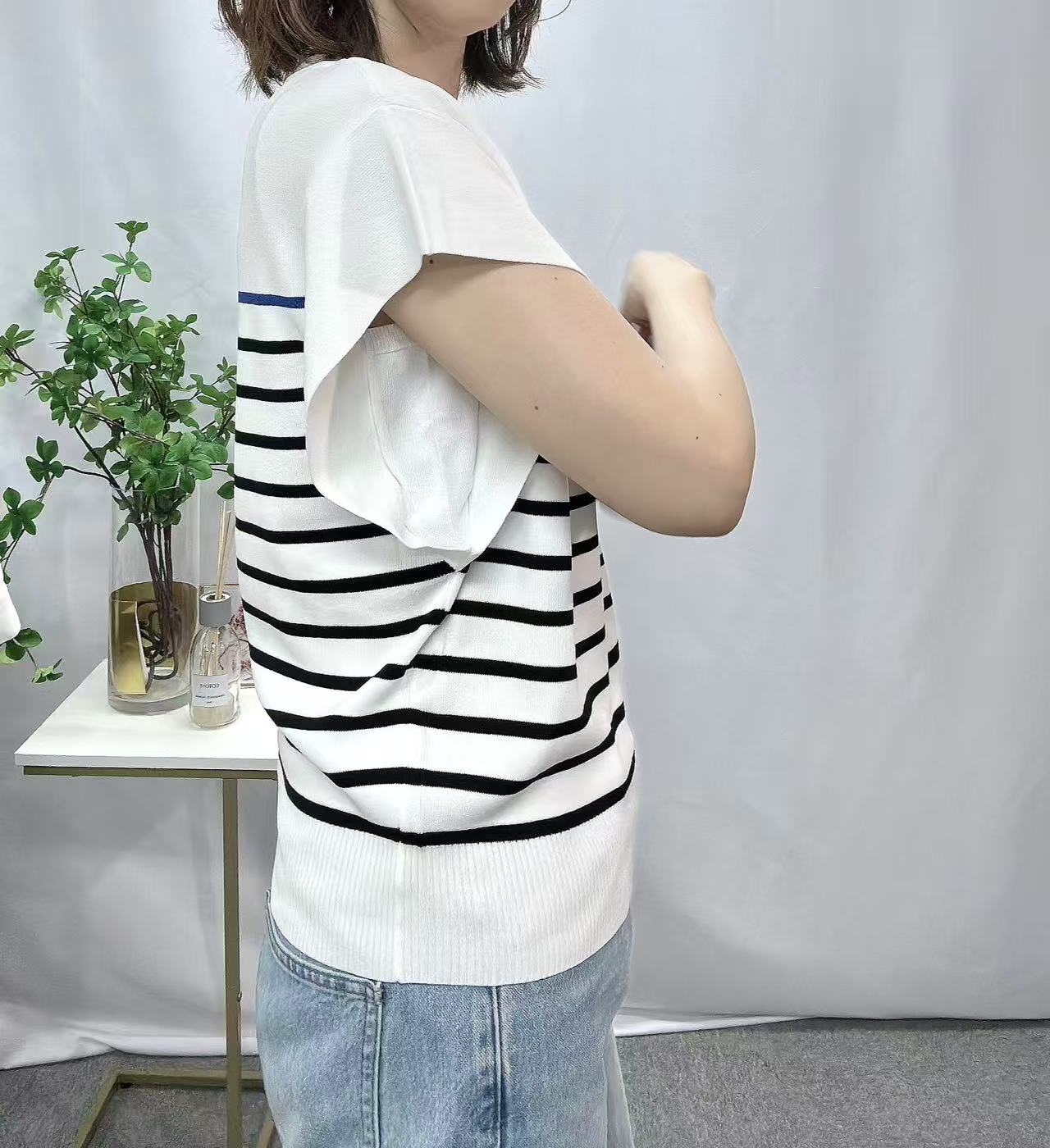 脇見え防止ニット