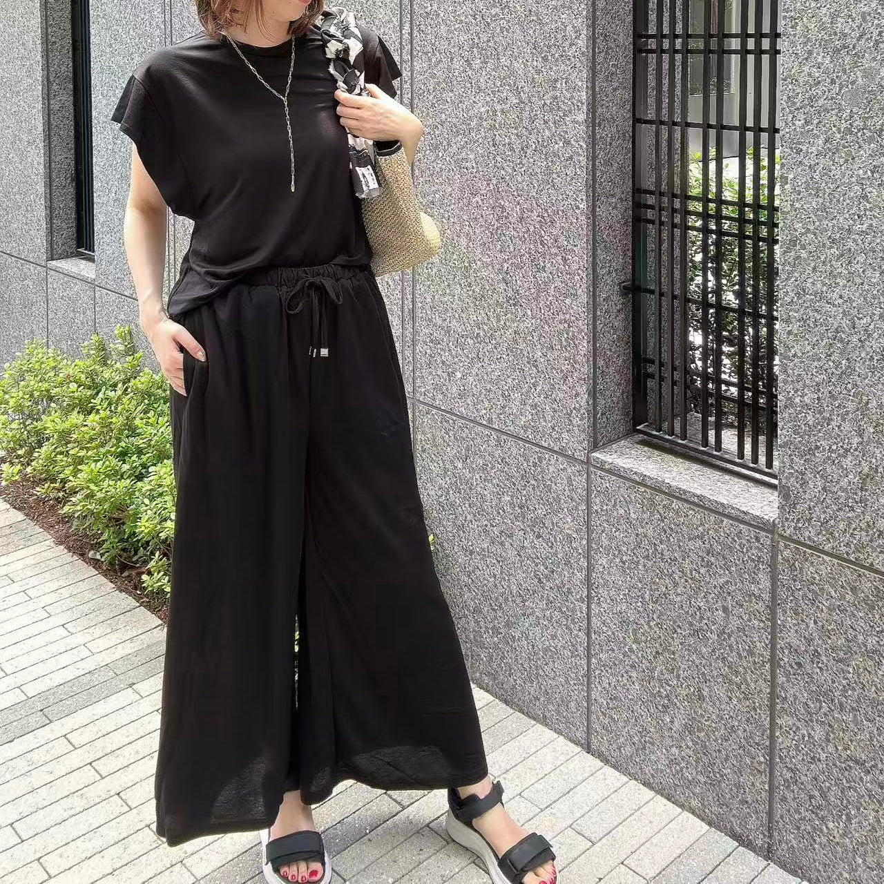 接触冷感　脇見え防止プルオーバー