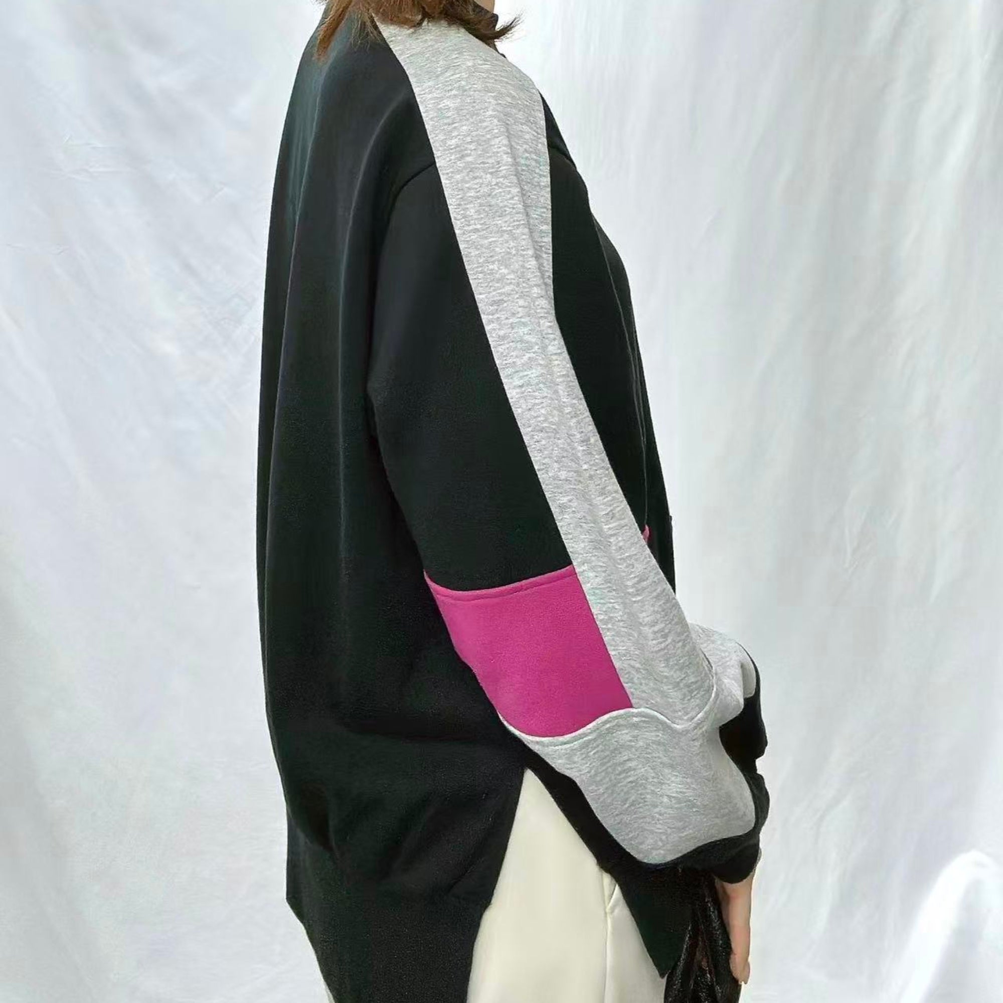 配色スウェット