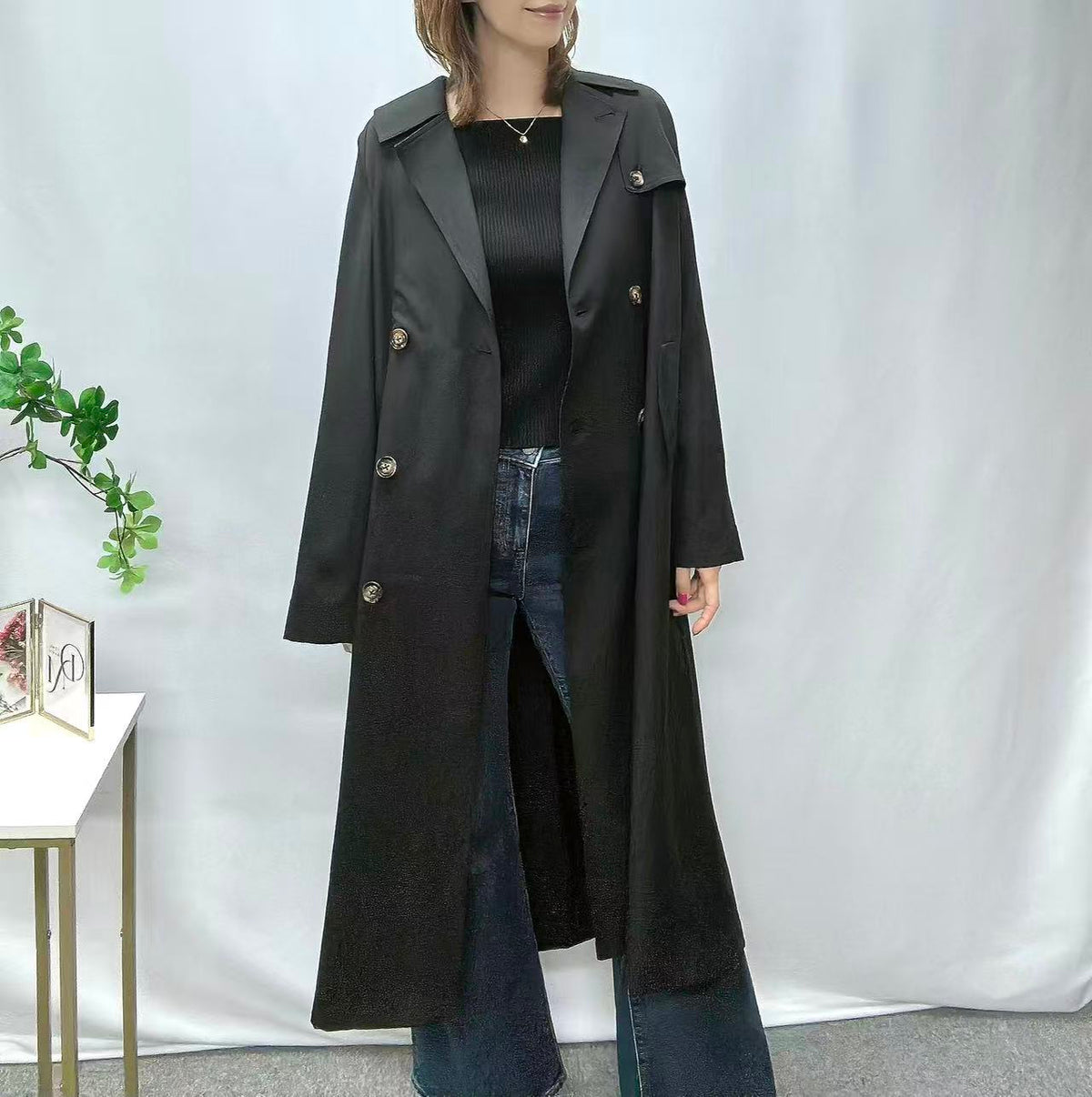 バックフリルロングコート