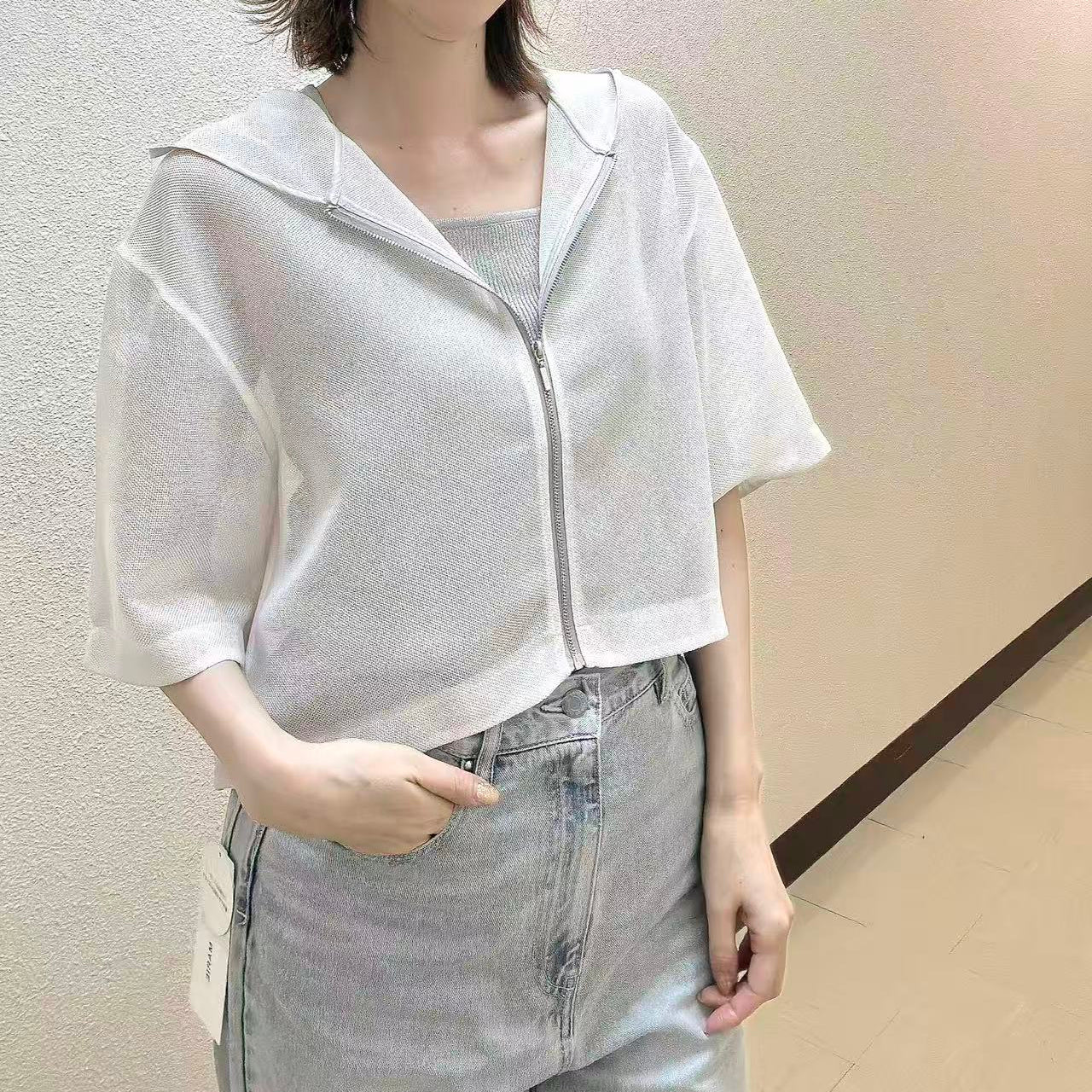 メッシュパーカー